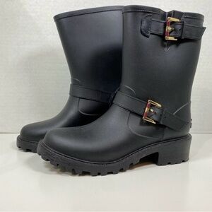 Tommy Hilfiger Red Interior Detail